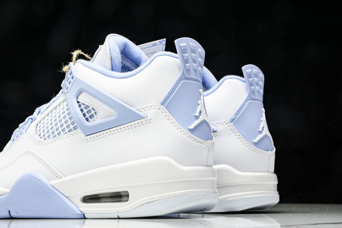 Air Jordan 4 "Forget Me Not" HV0823-100