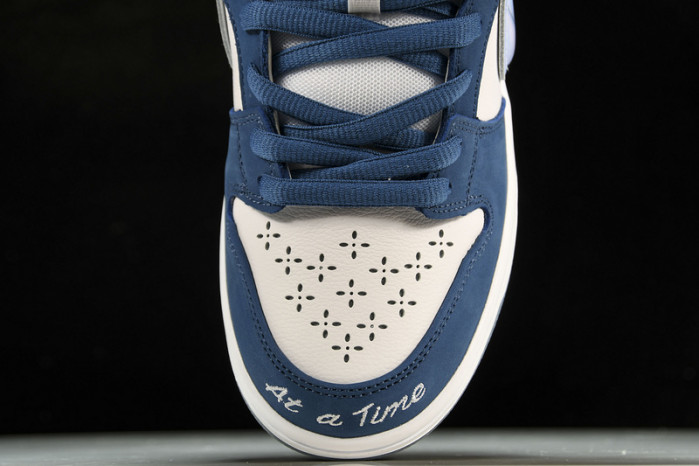 born x raised x nike sb dunk low fn7819-400