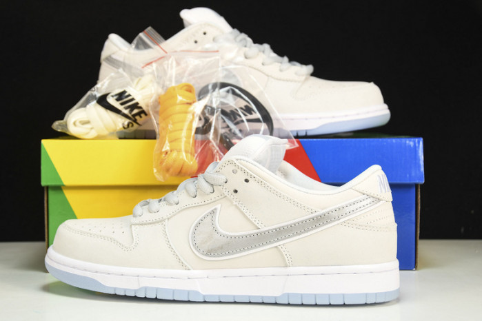 nike sb dunk low white lobster (friends and family) fd8776-100