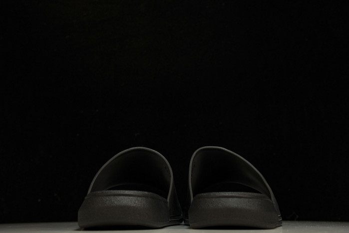 M*Q*en slide cophsoe mqs-06