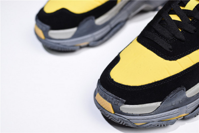 BL Triple-S Sneaker 2.0 52403 W09T 212