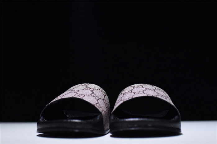 gc leather slide sandal with plaid